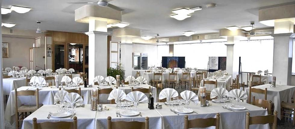 Hotel San Crispino Morrovalle ภายนอก รูปภาพ