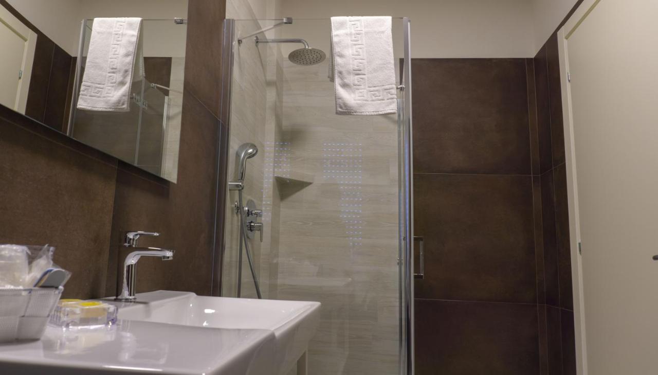 Hotel San Crispino Morrovalle ภายนอก รูปภาพ